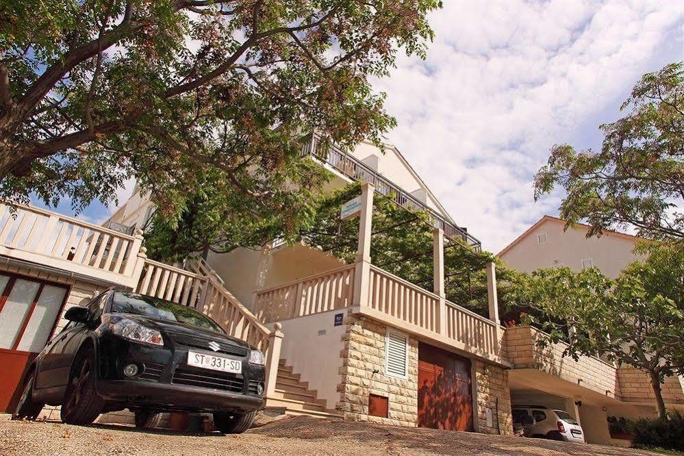 Apartments&rooms Ivanović 3* Hvar Town