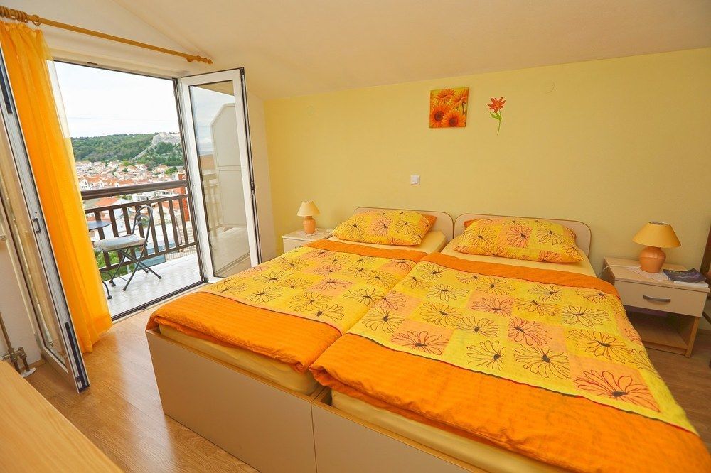 Apartments&rooms Ivanović 3* Hvar Town